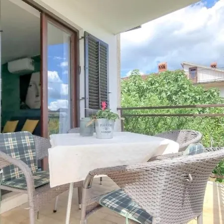 Διαμέρισμα Apartments Valerian