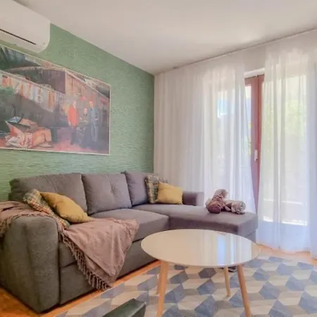 Apartment Apartments Valerian Novigrad Istria